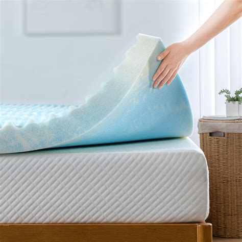 ZINUS 4 Inch Swirl Gel Cooling Memory Foam Mattress Topper Review: Is ...