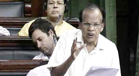 Rahul Isn't The Only Man In Parliament ‘Sleeper Class’, Modi And His ...