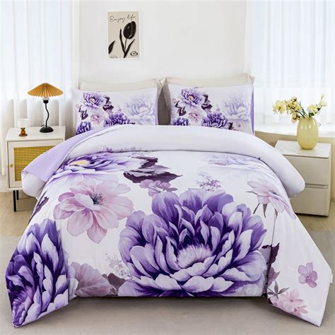 Amazon.com: RYNGHIPY Purple Floral Comforter Set: Lightweight Soft ...
