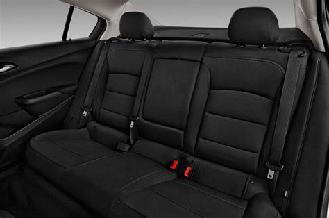 2017 Chevrolet Cruze Photos: Interior, Exterior, and Videos