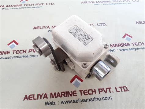 Sakamoto LWIO-SB1 Limit Switch IP66 500V 10A – Aeliya Marine