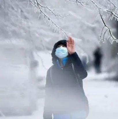 预警连发！大到暴雪明晚就到武汉，三年来最大......_今年以来最强大范围雨雪来袭_天气_钟敏
