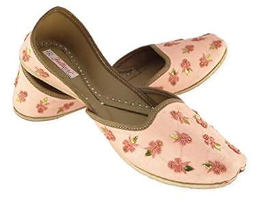 Fulkari Women's Euphorbia Flower Peach Soft Leather Jutis| Bite and ...