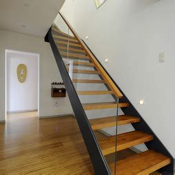 复式楼美式楼梯装修设计图片 – 设计本装修效果图