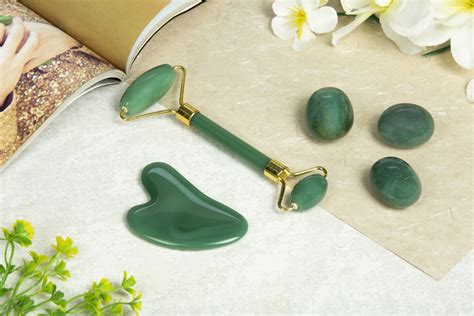 Buy Green Jade Gua Sha and Face Roller Miracle Tumble Set Online From ...