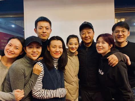 《父母爱情》演员重聚 梅婷郭涛感慨称“一家人”|梅婷|郭涛|刘琳|任帅|演员|张龄心_网易娱乐