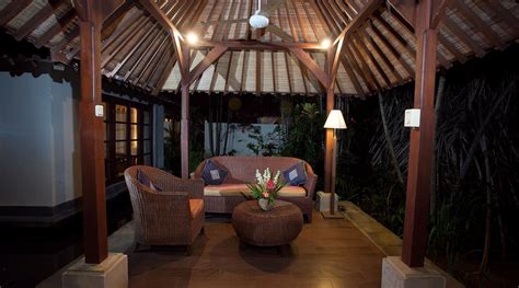 NATAH BALE VILLA (Sanur, Bali) - Villa Reviews, Photos, Rate Comparison ...