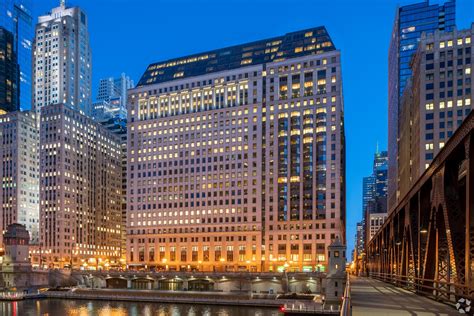222 N LaSalle St, Chicago, IL 60601 - 222 North LaSalle | LoopNet