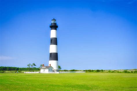 The 5 Most Beautiful Outer Banks Lighthouses – Travel Pipe Adventure