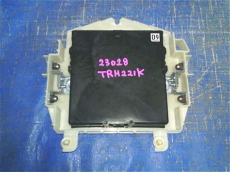 [Used]Engine Control Unit / ECU TOYOTA Hiace Van 2008 CBF-TRH221K - BE ...