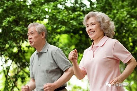 70岁的老人到底是静养好，还是活动好？医生给出了建议|心血管疾病|老态龙钟|血液循环|静养|老人|活动|关节|肺部|-健康界