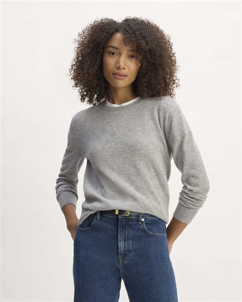 The Classic Crew in Cashmere | Light Heather Grey – Everlane