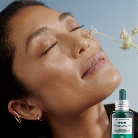 Navratri 2025: Skincare Routine for 9 Days of Festivities