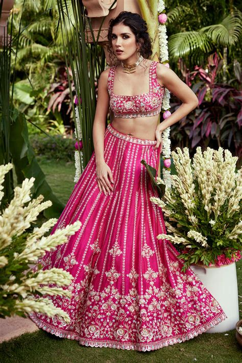 THE ROMANTICS - NOOR – Chamee and Palak official