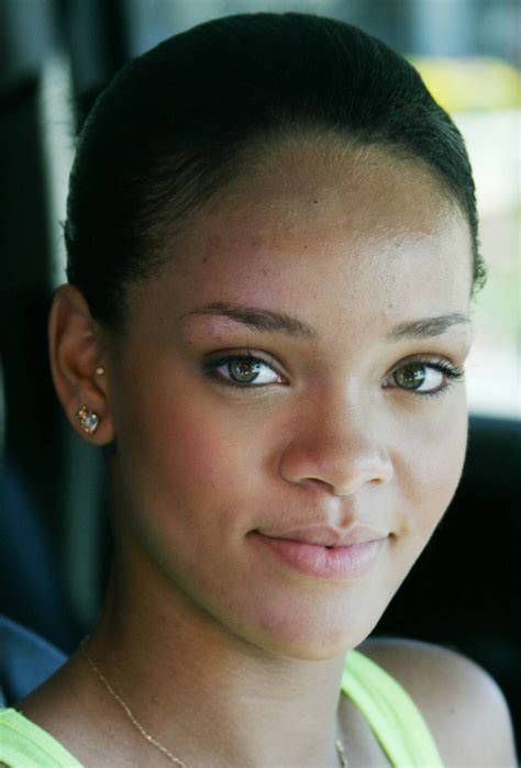 Rihanna No Makeup