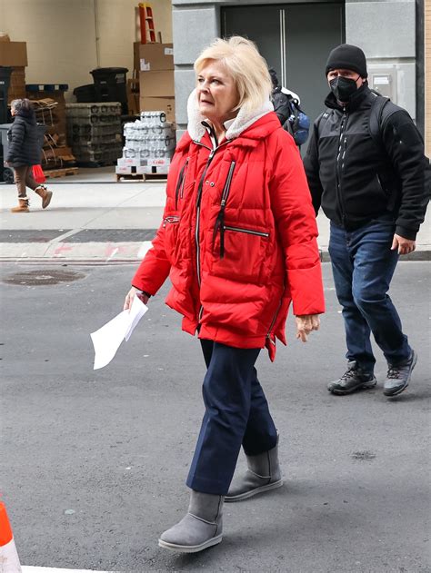 Sex and the City Guest Star Candice Bergen Returns for And Just Like That… Season 2—See Pics ...