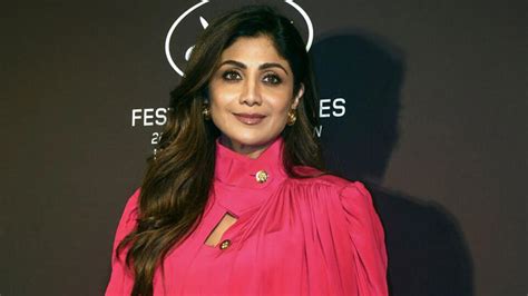 Shilpa Shetty questioned for 4.5 hours by EoW in ₹60 Crore business ...