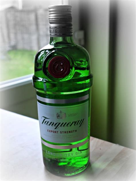 Inside the Wendy House: Tanqueray London Dry Gin - perfect for Christmas
