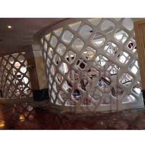 方圳玻璃钢为云南乾合大酒店制作玻璃钢装饰线条 - 方圳玻璃钢