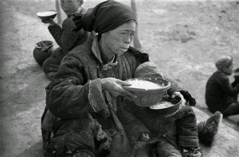 1942年逃荒途径洛阳的大饥荒灾民_手机凤凰网