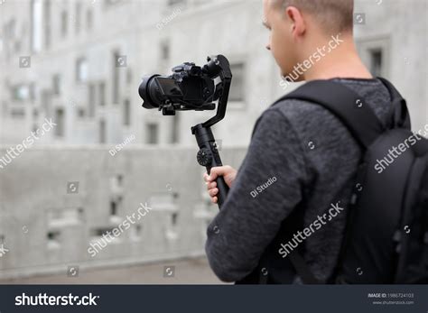 Camcorder Back View 的图像结果