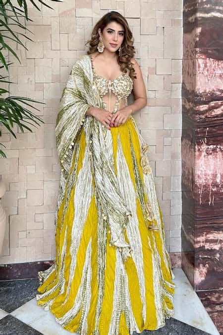 Buy Etasha by Asha Jain Designer Womenswear Clothing & Dresses online ...