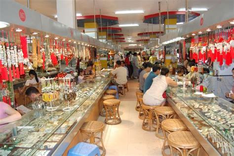 杭州最大古玩玉器批发市场怎么样?在哪里?卖玉石的地方价格多少钱 - 玉器都