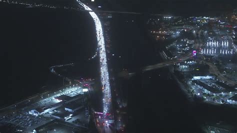 1 dead, 1 in critical condition after suspected wrong-way crash on 405 ...