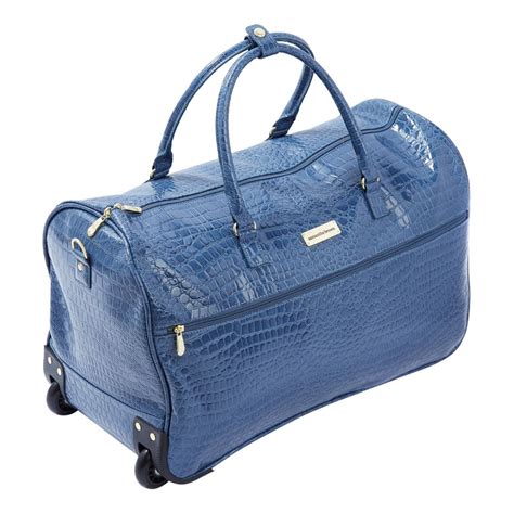 Lightweight Wheeled Weekend Bag at Judy Moore blog