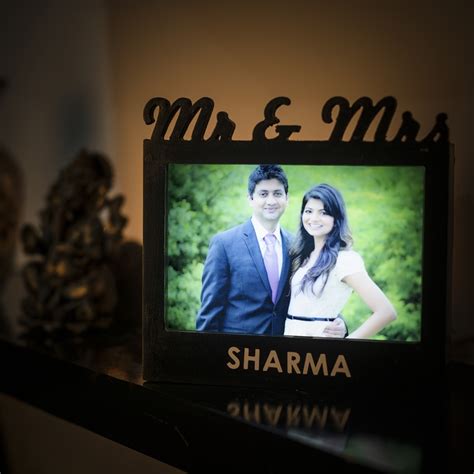 Send MR & MRS Photo Frame Online in India at Indiagift.in