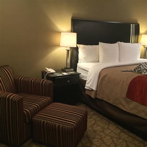 QUALITY INN NEAR DOWNEY STUDIOS - Hotel Reviews, Photos, Rate ...