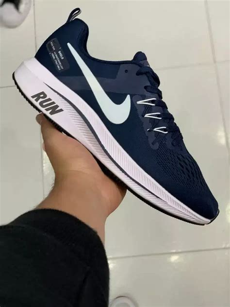 Nike Running White And Dark Blue Shoes For Man And Women – Houseofaww