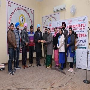 Pt. Mohan Lal SD College For Women