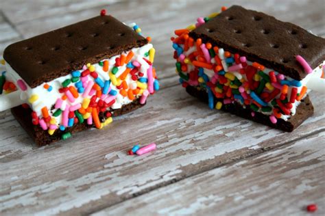 Mini Ice Cream Sandwich Pops | Sidetracked Sarah