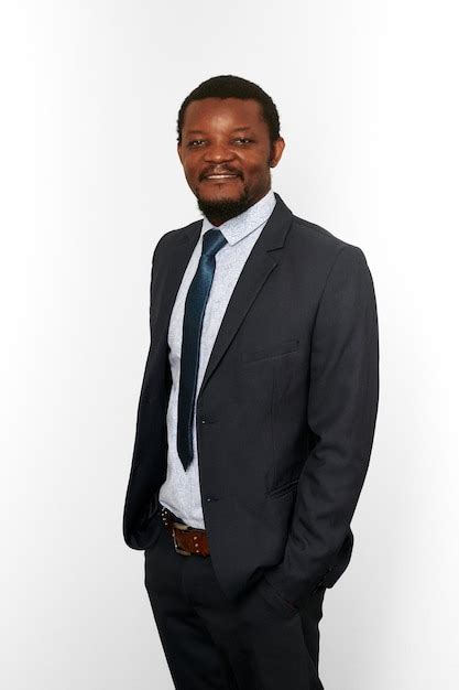 Black Man in Business Suit 的图像结果