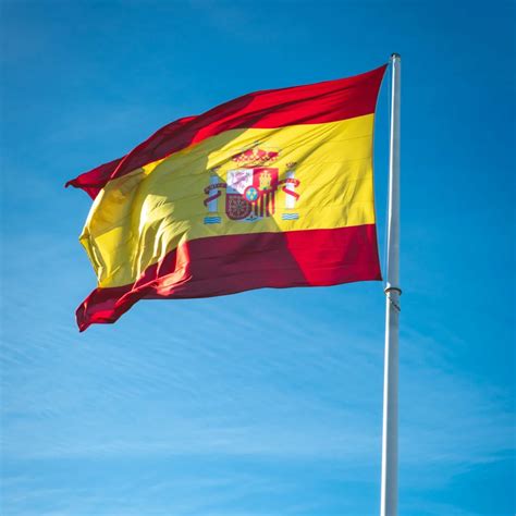 Top Spanish OnlyFans Models Bringing Heat Online