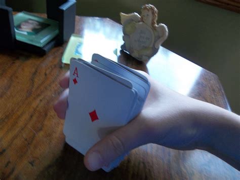 Card Tricks Using a Short Card 的图像结果
