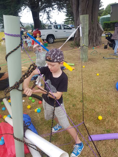 Footloose & fancy-free-play - Bush Sprouts Nature School