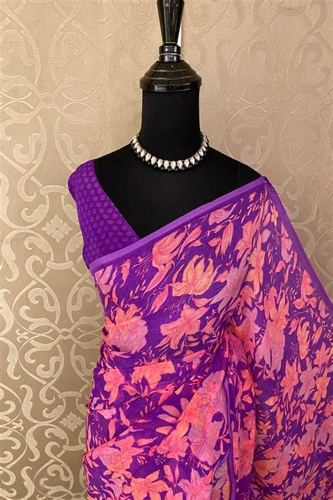Purple Floral Printed Chiffon Saree With Blouse Piece – Saarang Sarees