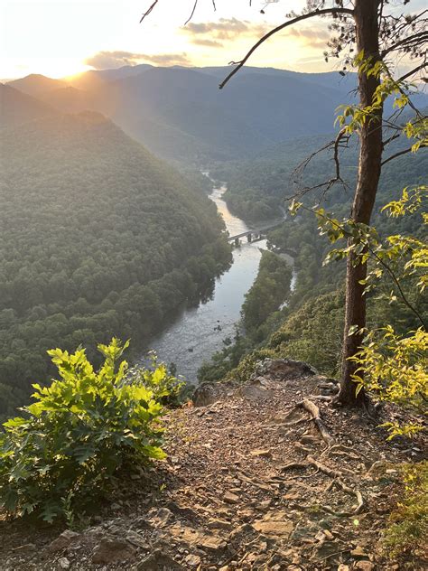 AT Days 136-139: Erwin, TN to Hot Springs, NC - The Trek