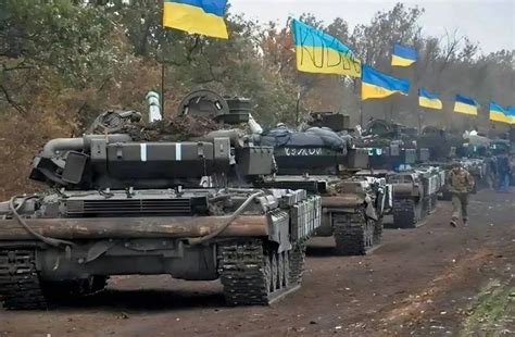 乌克兰攻击俄黑海舰队总部，俄乌攻守形势出现了变化！|赫尔松|俄军|乌克兰_新浪新闻