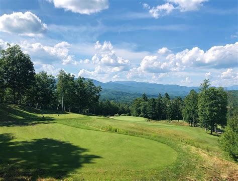 Best NH Family Vacations - Golf Weekend Getaway Meredith NH