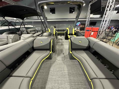 2023 South Bay 525RS Arch with Arch - Valley Marine