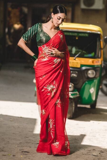 Buy Red Chiffon Embroidered Floral Motif Saree For Women by Priyal ...