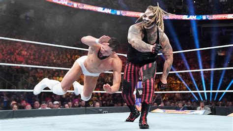 “The Fiend” Bray Wyatt def. Finn Bálor | WWE