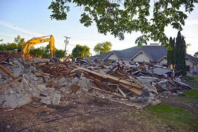 Vertin-Munson Funeral Home comes down | Local News Stories ...