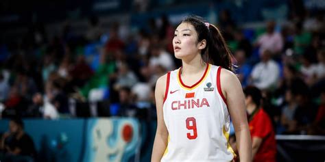 中国女篮26分优势击败劲敌比利时，小组第二晋级八强_赛事聚焦_体育频道