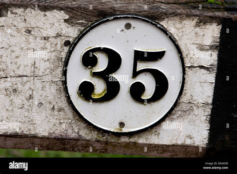 Number 35 hi-res stock photography and images - Alamy