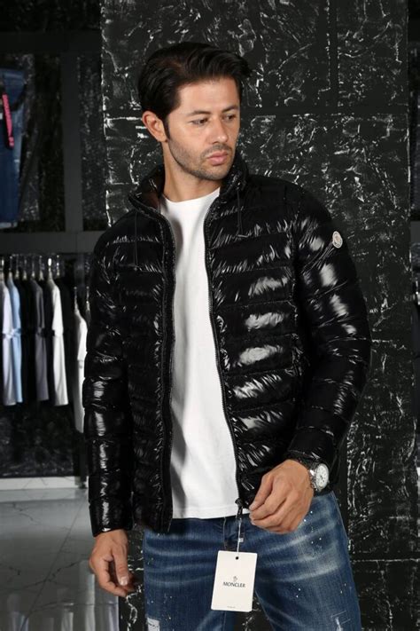 moncler mont erkek parlak siyah gizli kapusonlu