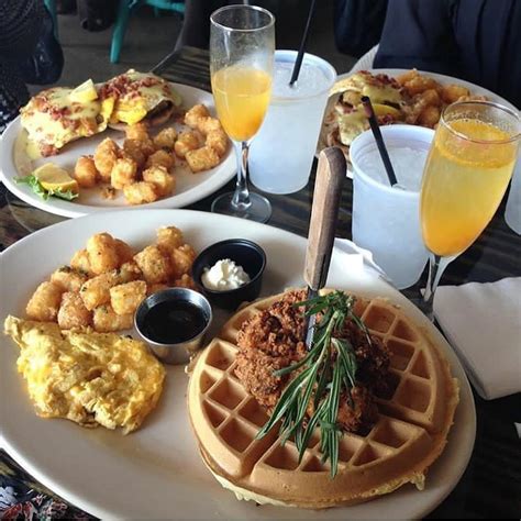 Bay Local Logo 的图像结果